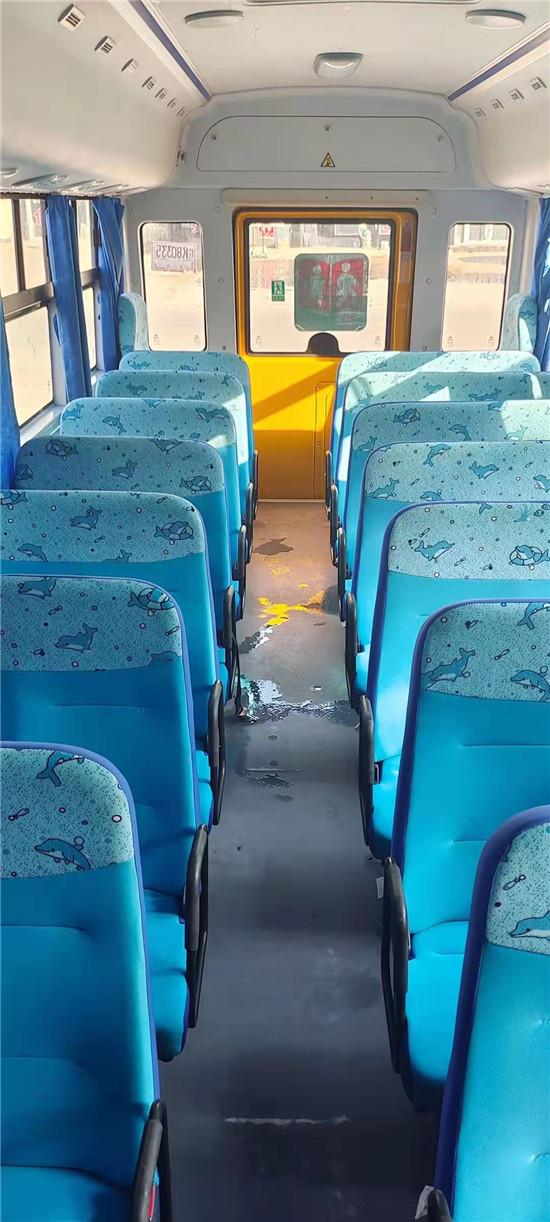二手宇通中小學(xué)生校車