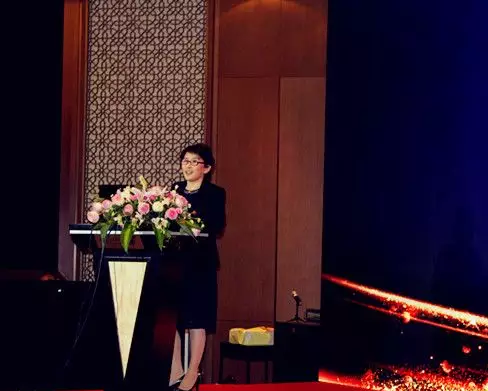 【公司動(dòng)態(tài)】努力奮斗,創(chuàng)造幸福 ——天堂硅谷2017年終總結(jié)大會(huì)圓滿舉行 【公司動(dòng)態(tài)】努力奮斗,創(chuàng)造幸福 ——天堂硅谷2017年終總結(jié)大會(huì)圓滿舉行