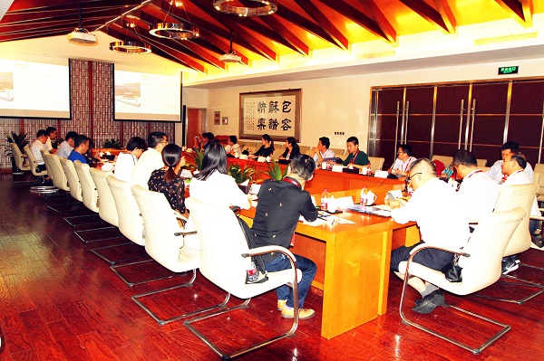 湖北省創(chuàng)業(yè)投資同業(yè)公會(huì)一行到訪我司考察交流
